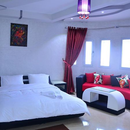 בני מלאל Hotel Hadaik Ain Asserdoune מראה חיצוני תמונה