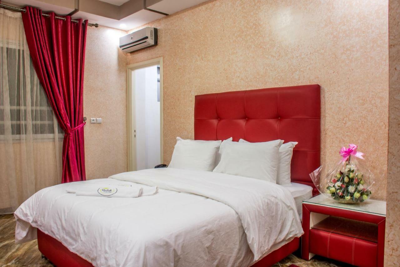 בני מלאל Hotel Hadaik Ain Asserdoune מראה חיצוני תמונה