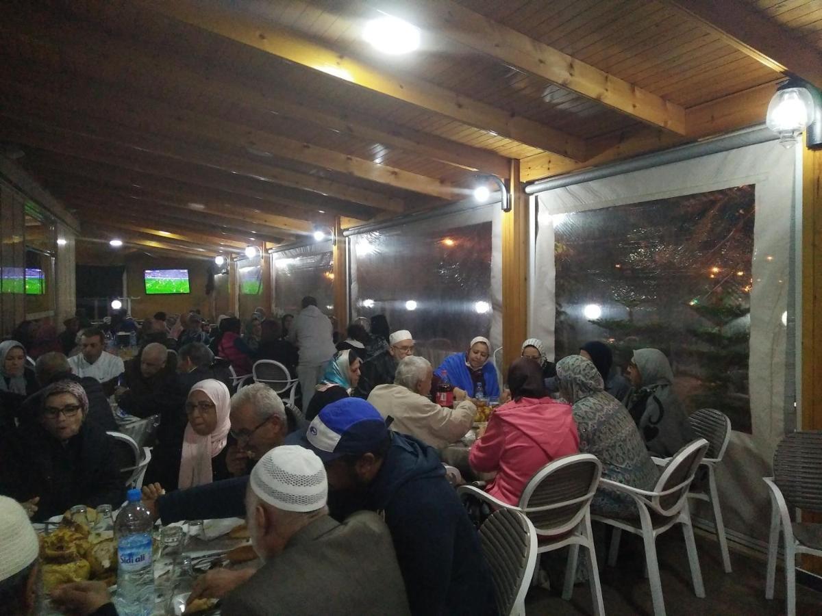 בני מלאל Hotel Hadaik Ain Asserdoune מראה חיצוני תמונה