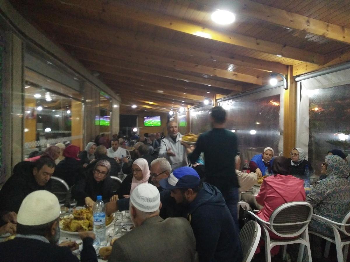בני מלאל Hotel Hadaik Ain Asserdoune מראה חיצוני תמונה